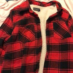 Plaid fuzzy flannel large fits like a medium
